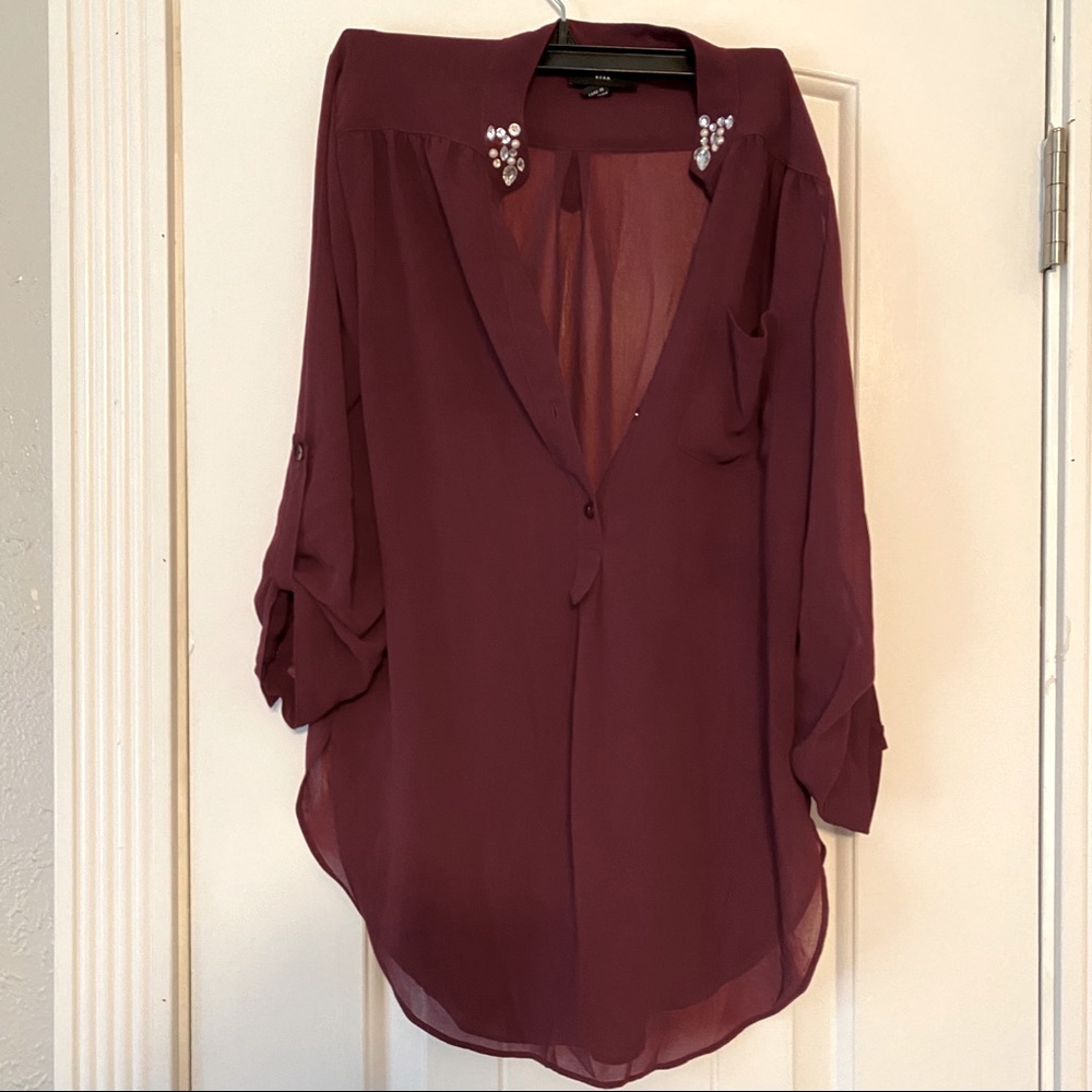 Mid length blouse
